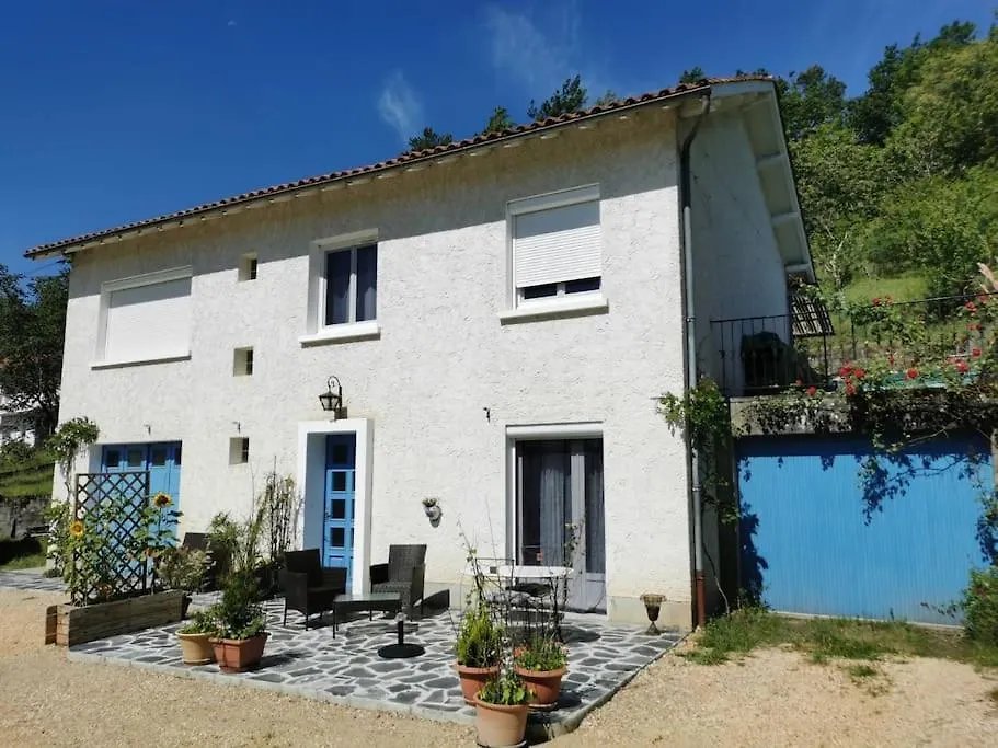 Studio Calme Et Nature Bien Situe Saint-Laurent-les-Tours Apartment